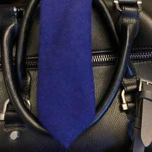 Banana republic royal blue wool tie !!